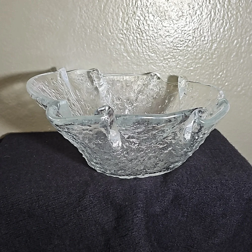 Pukeberg Ice Glass Bowl - Picture 3 of 4
